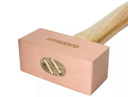 Молоток медный 2500 гр с деревянной рукояткой GARWIN Молоток медный 2500 гр с деревянной рукояткой GARWIN