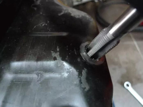 Набор для восстановления резьбы маслянной пробки М13*1,25 Licota Набор для восстановления резьбы маслянной пробки М13*1,25 Licota