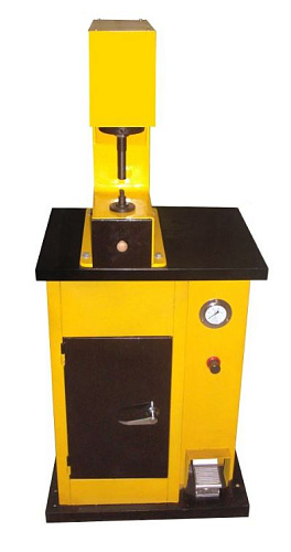 Пресс пневмогидравлический для клепки тормозных накладок ТИТАН ТТН-410 Пресс пневмогидравлический для клепки тормозных накладок ТИТАН ТТН-410