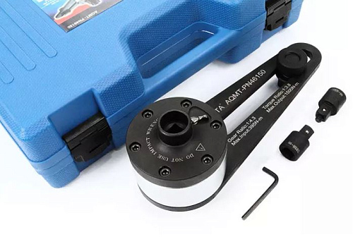 Мультипликатор (усилитель крутящего момента) 1/3.8, 1/2" х 3/4" 1500 Нм LICOTA Мультипликатор (усилитель крутящего момента) 1/3.8, 1/2" х 3/4" 1500 Нм LICOTA