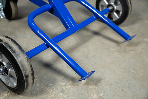 Тележка для бочек КБ-1 (250 литая+160 поворотное) TOR Тележка для бочек КБ-1 (250 литая+160 поворотное) TOR