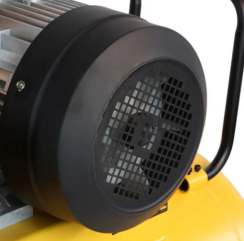 Компрессор масляный ременной 100 л, 4,0 кВт, 690 л/мин, 10 бар, 380 В Denzel BCI4000-T/100 Компрессор масляный ременной 100 л, 4,0 кВт, 690 л/мин, 10 бар, 380 В Denzel BCI4000-T/100