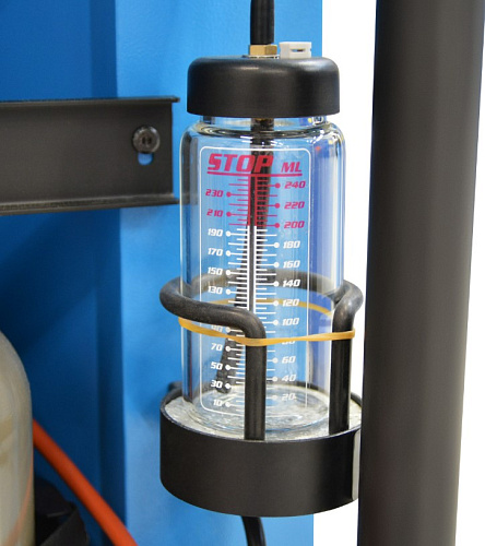 Установка для заправки кондиционеров автомат R134a Trommelberg OC400B Установка для заправки кондиционеров автомат R134a Trommelberg OC400B