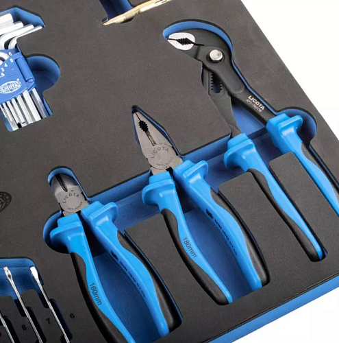 Набор инструмента 144 предм (1/4", 1/2") 6-гран. в ложементе EVA Licota Набор инструмента 144 предм (1/4", 1/2") 6-гран. в ложементе EVA Licota