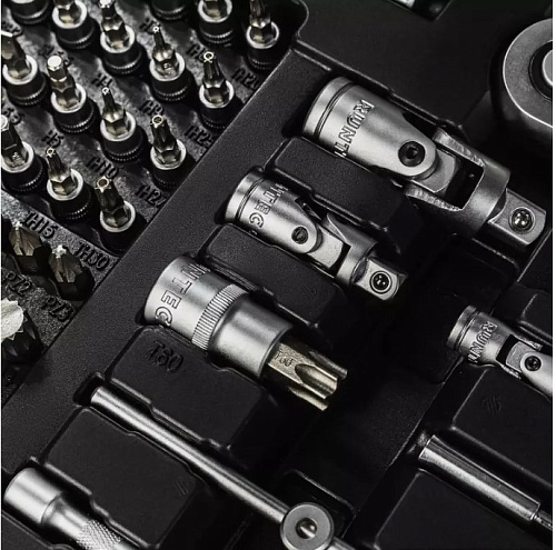 Набор инструмента 216 предм (1/4", 1/2", 3/8") RUNTEC Performance Набор инструмента 216 предм (1/4", 1/2", 3/8") RUNTEC Performance