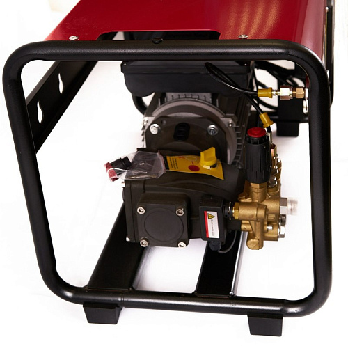 Аппарат высокого давления, 180бар, 12л/мин, 380В, 3,5кВт, 2800об/мин Rossvik Аппарат высокого давления, 180бар, 12л/мин, 380В, 3,5кВт, 2800об/мин Rossvik