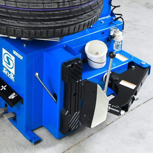 Станок шиномонтажный полуавтоматический 10-24", 220 В SIVIK КС-301A Старт Станок шиномонтажный полуавтоматический 10-24", 220 В SIVIK КС-301A Старт