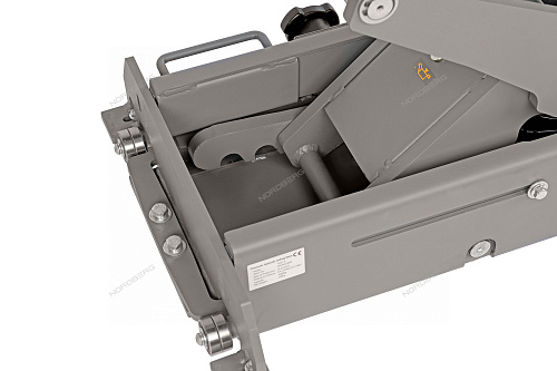 Траверса пневмогидравлическая 4 т N443GA (старый артикул N433E) Траверса пневмогидравлическая 4 т N443GA (старый артикул N433E)