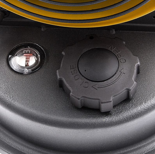 Пушка дизельная тепловая 10 кВт, 300 м.куб/час, 12л, 0.95 л/ч, прямой нагрев Denzel DHG-10 Пушка дизельная тепловая 10 кВт, 300 м.куб/час, 12л, 0.95 л/ч, прямой нагрев Denzel DHG-10