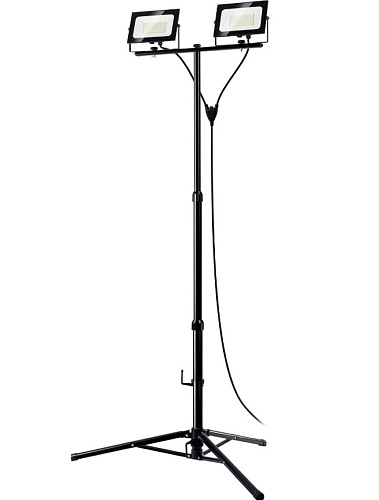 Прожекторы светодиодные на штативе ЗУБР ПСК 50х2, 2 х 50 Вт, 6500 К, IP 65, 1.6 м Прожекторы светодиодные на штативе ЗУБР ПСК 50х2, 2 х 50 Вт, 6500 К, IP 65, 1.6 м