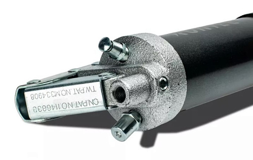 Шприц для смазки рычажно-плунжерный 400 мл усиленный с жесткой насадкой RUNTEC Шприц для смазки рычажно-плунжерный 400 мл усиленный с жесткой насадкой RUNTEC