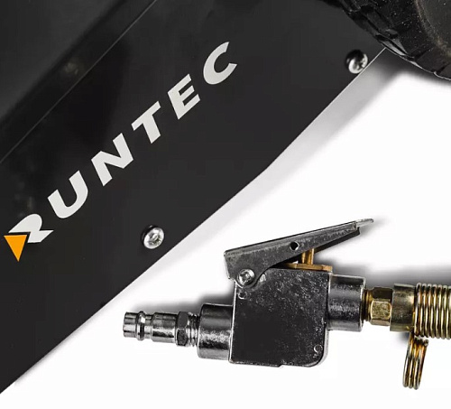 Домкрат пневмогидравлический 22 т, 225-445 мм, подкатной RUNTEC Домкрат пневмогидравлический 22 т, 225-445 мм, подкатной RUNTEC