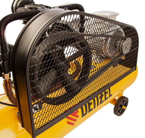 Компрессор масляный ременной 100 л, 3,0 кВт, 520 л/мин, 10 бар, 380 В Denzel BCW3000-T/100 Компрессор масляный ременной 100 л, 3,0 кВт, 520 л/мин, 10 бар, 380 В Denzel BCW3000-T/100