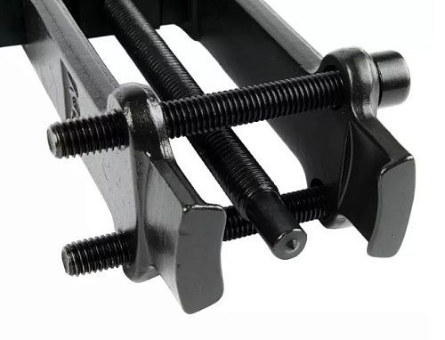 Съемник подшипников двухлапый зажимной 55 мм GARWIN Съемник подшипников двухлапый зажимной 55 мм GARWIN