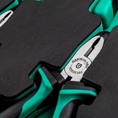 Набор шарнирно-губцевого инструмента 4 предм. 160 и 180 мм в ложементе EVA GARWIN PRO 646305 Набор шарнирно-губцевого инструмента 4 предм. 160 и 180 мм в ложементе EVA GARWIN PRO 646305