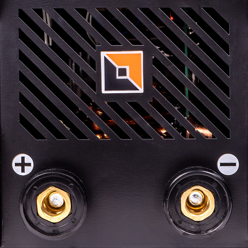 Инвертор сварочный 250 А, MMA 250 SYN FOXWELD UNO Инвертор сварочный 250 А, MMA 250 SYN FOXWELD UNO