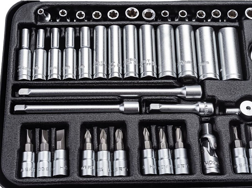 Набор головок торцевых 4-14 мм (1/4") 6 гр., 63 предм. в кейсе HOEGERT Набор головок торцевых 4-14 мм (1/4") 6 гр., 63 предм. в кейсе HOEGERT