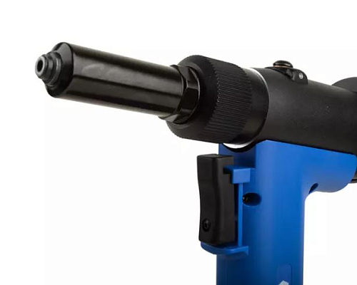 Заклепочник пневмогидравлический для вытяжных заклепок GARWIN Заклепочник пневмогидравлический для вытяжных заклепок GARWIN