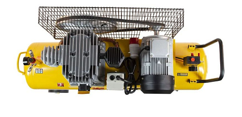 Компрессор масляный ременной 100 л, 4,0 кВт, 690 л/мин, 10 бар, 380 В Denzel BCI4000-T/100 Компрессор масляный ременной 100 л, 4,0 кВт, 690 л/мин, 10 бар, 380 В Denzel BCI4000-T/100