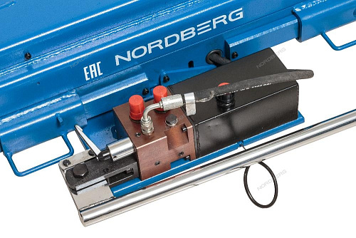 Траверса гидравлическая 2 т синяя NORDBERG N423 Траверса гидравлическая 2 т синяя NORDBERG N423