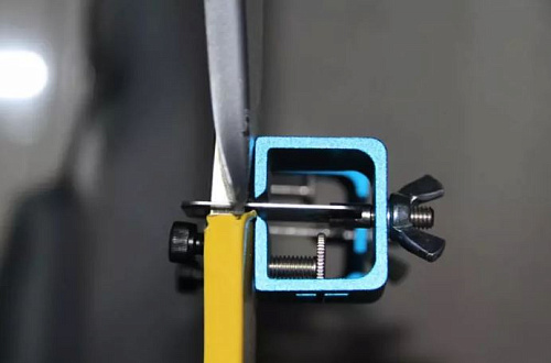 Струбцина для сварки деталей Licota Струбцина для сварки деталей Licota