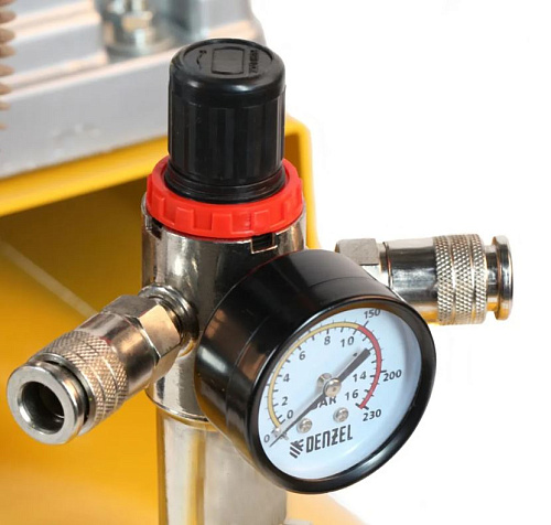 Компрессор масляный ременной 270 л, 5,5 кВт, 850 л/мин, 10 бар, 380 В Denzel BCI5500-T/270 Компрессор масляный ременной 270 л, 5,5 кВт, 850 л/мин, 10 бар, 380 В Denzel BCI5500-T/270