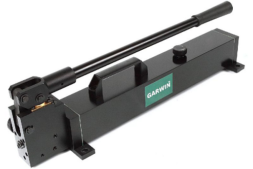 Насос ручной гидравлический 700 бар, 3,24 л GARWIN Насос ручной гидравлический 700 бар, 3,24 л GARWIN