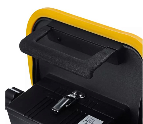 Прожектор светодиодный промышленный 5000 лм, 50 Вт, 8,8 Ач RUNTEC Прожектор светодиодный промышленный 5000 лм, 50 Вт, 8,8 Ач RUNTEC