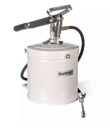 Нагнетатель смазки ручной 6 л RUNTEC Нагнетатель смазки ручной 6 л RUNTEC
