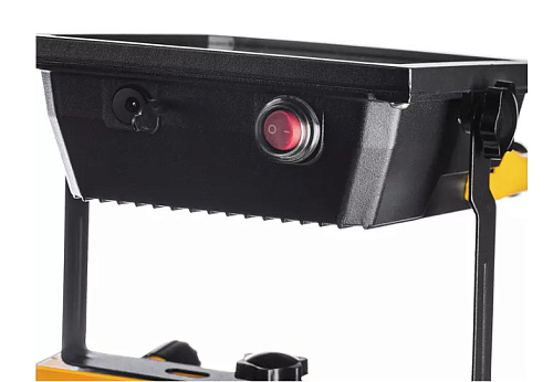 Прожектор аккумуляторный светодиодный 2400 лм, 30 Вт, 15,6 Ач RUNTEC Прожектор аккумуляторный светодиодный 2400 лм, 30 Вт, 15,6 Ач RUNTEC