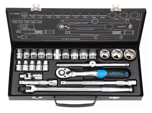 Набор головок торцевых 10-32 мм (1/2") 6 гр., 24 предм. металлический кейс Licota Набор головок торцевых 10-32 мм (1/2") 6 гр., 24 предм. металлический кейс Licota