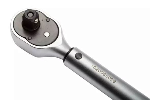 Ключ динамометрический 1/2" 70-350 Нм, 560 мм двухсторонний Licota Ключ динамометрический 1/2" 70-350 Нм, 560 мм двухсторонний Licota