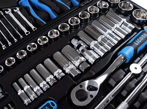 Набор инструмента 143 предм (1/4", 1/2") в пластиковом кейсе Licota Набор инструмента 143 предм (1/4", 1/2") в пластиковом кейсе Licota