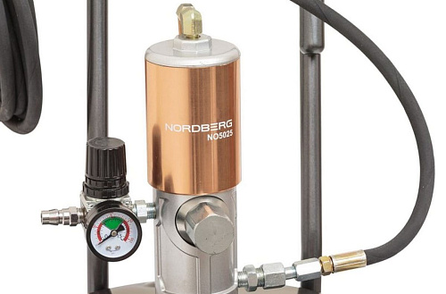 Нагнетатель смазки пневматический для бочек 20 л NORDBERG Нагнетатель смазки пневматический для бочек 20 л NORDBERG