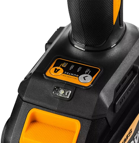 Гайковерт аккумуляторный 1/2", 20 В, 500 Нм, 2*4 Ач, бесщеточ. двиг. RUNTEC Гайковерт аккумуляторный 1/2", 20 В, 500 Нм, 2*4 Ач, бесщеточ. двиг. RUNTEC