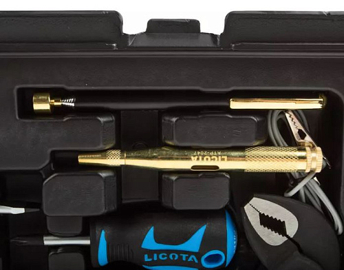 Набор инструмента 143 предм (1/4", 1/2") в пластиковом кейсе Licota Набор инструмента 143 предм (1/4", 1/2") в пластиковом кейсе Licota