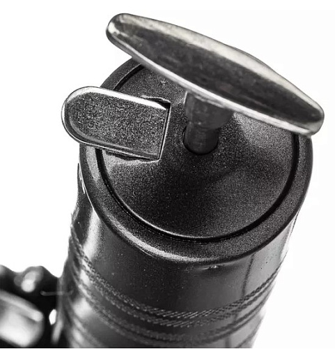 Шприц для смазки пневматический 400 мл, 6.2 бар RUNTEC Шприц для смазки пневматический 400 мл, 6.2 бар RUNTEC