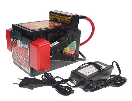 Пусковое устройство 12V/14Ah, 1200А JTC Пусковое устройство 12V/14Ah, 1200А JTC