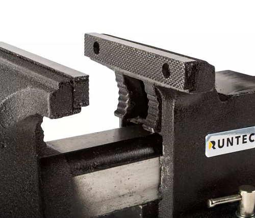 Тиски слесарные 125 мм поворотные RUNTEC Тиски слесарные 125 мм поворотные RUNTEC
