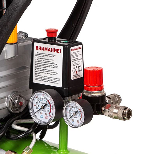 Компрессор масляный прямой привод 22 л, 1,1 кВт, 135 л/мин, 8 бар, 230 В, Сибртех КК-1100/22 Компрессор масляный прямой привод 22 л, 1,1 кВт, 135 л/мин, 8 бар, 230 В, Сибртех КК-1100/22