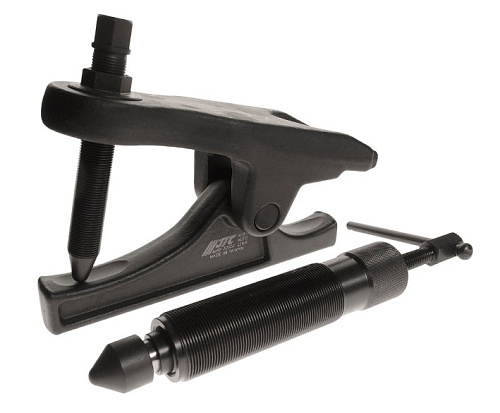 Съемник шаровых опор грузовых автомобилей, захват 70 мм, ширина захвата 36 мм JTC Съемник шаровых опор грузовых автомобилей, захват 70 мм, ширина захвата 36 мм JTC