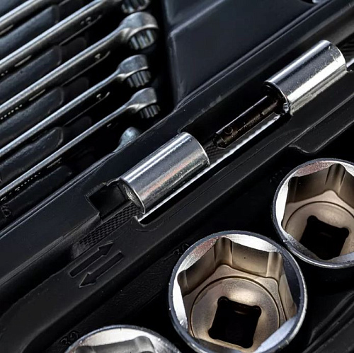 Набор инструмента 169 предм. (1/2", 1/4") в разборном кейсе GARWIN Набор инструмента 169 предм. (1/2", 1/4") в разборном кейсе GARWIN