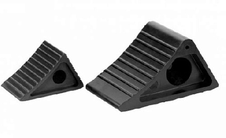 Упор противооткатной резиновый 200х115х120 мм Упор противооткатной резиновый 200х115х120 мм