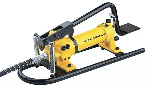 Насос ножной гидравлический 700 бар, 0,60 л ТЕХРИМ ННГ-700 Насос ножной гидравлический 700 бар, 0,60 л ТЕХРИМ ННГ-700