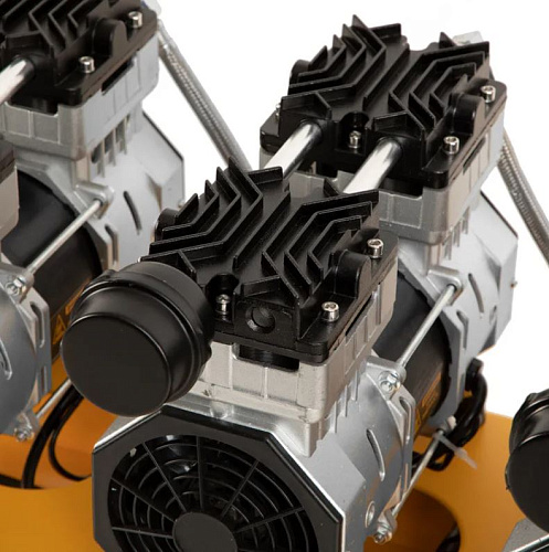 Компрессор безмасляный 100 л, 2,25 кВт (3х0,75), 410 л/мин, 230 В, блок управл Denzel DLS 2250/100 Компрессор безмасляный 100 л, 2,25 кВт (3х0,75), 410 л/мин, 230 В, блок управл Denzel DLS 2250/100